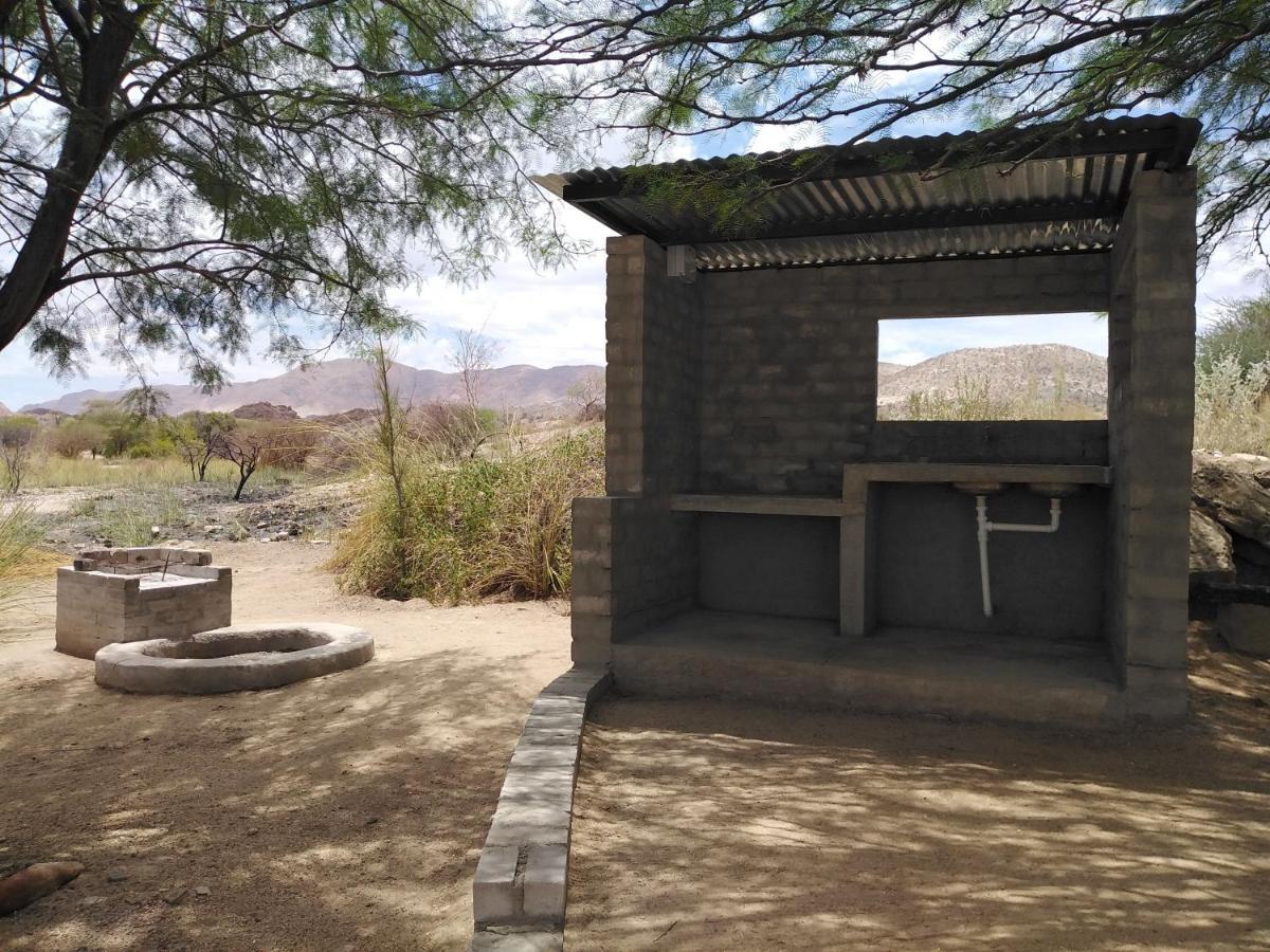 Achab Camping Camp Site Usakos Exterior foto
